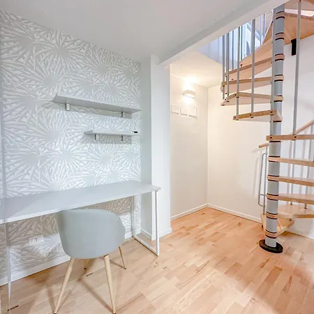 Brunacci - 5 Min Dai Navigli Apartmán