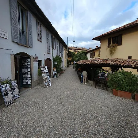 Naviglio Grande * Milánó