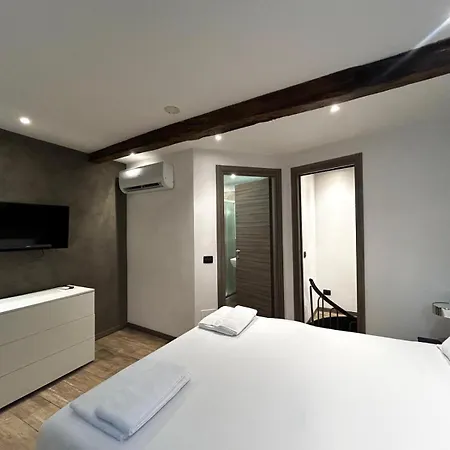 Leonardo Duplex Milán