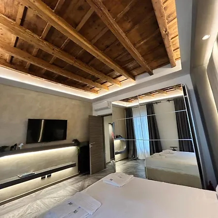 Апартаменты Davinci Near Duomo