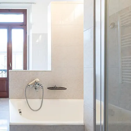 Easy - Porta Romana Apartamento