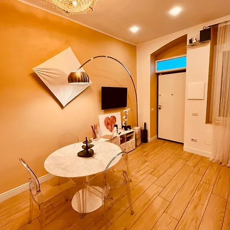 아파트 Centralissimo E Raffinato Bilocale - Scarlatti Lux - Stazione & Shopping District