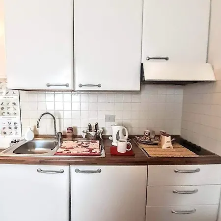 Sunday's Flat/monolocale Zona Bocconi