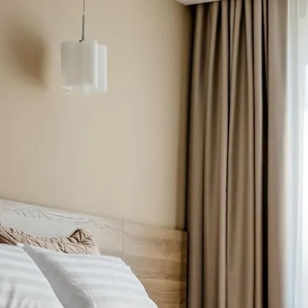 Ks Hotel *