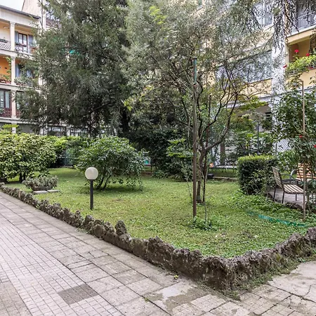 Elegant With Parking - Station Apartment Milan