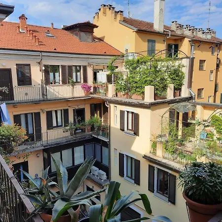 Center Charming Apartment Milan