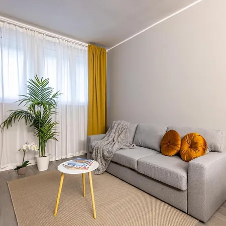Lovely - 15min Duomo, Apartamento Milão