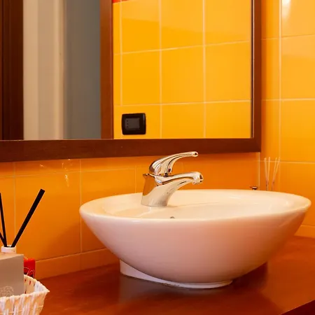 Appartamento Cozy Design House - 15 Minutes From Navigli-humanitas Milano