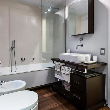 Brera A Design In * Mediolan