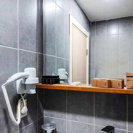 - Duomo Di * ميلان