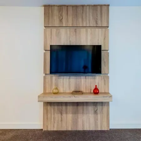 - Duomo Di * ميلان