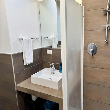 Apartment Dingo's House - 5 Minutes From M3 Milan