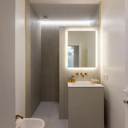 Villa White House Con Posti Auto Milan