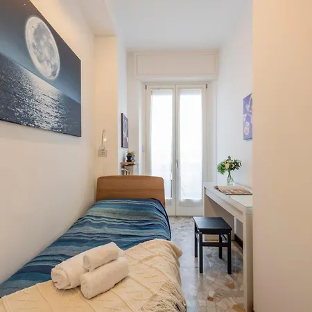 Otto Novembre, 3 Ampio Ed Elegante Con Vista מילאנו