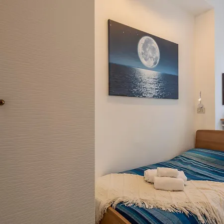 Otto Novembre, 3 Ampio Ed Elegante Con Vista