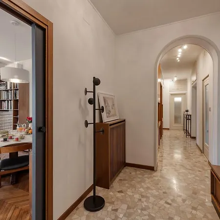 Apartament Otto Novembre, 3 Ampio Ed Elegante Con Vista Mediolan