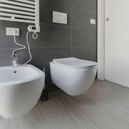 Gohost - Modern And Bright With Terrace And Balcony Milan