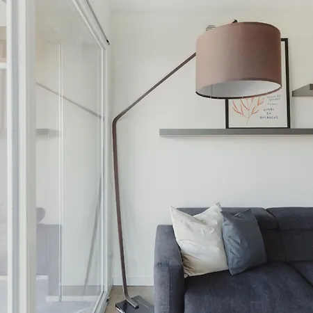 Gohost - Modern And Bright With Terrace And Balcony * Mailand