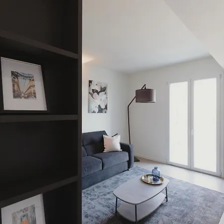 Gohost - Modern And Bright With Terrace And Balcony *