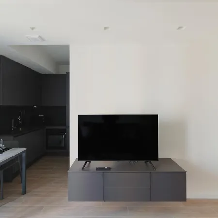 Gohost - Modern And Bright With Terrace And Balcony Milan