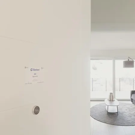 Gohost - Modern And Bright With Terrace And Balcony *