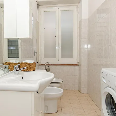 Apartment Porta Romana Milan