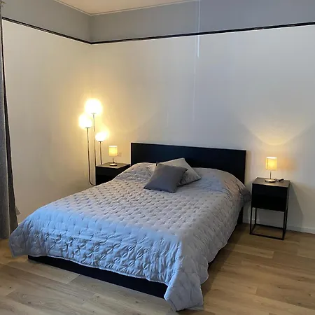 Grey House * Mailand