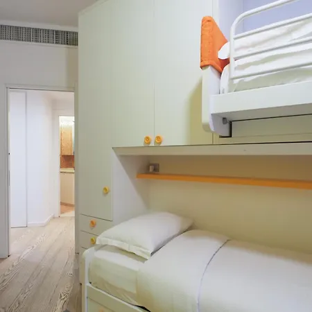 Primopiano - Ronchi Apartament *