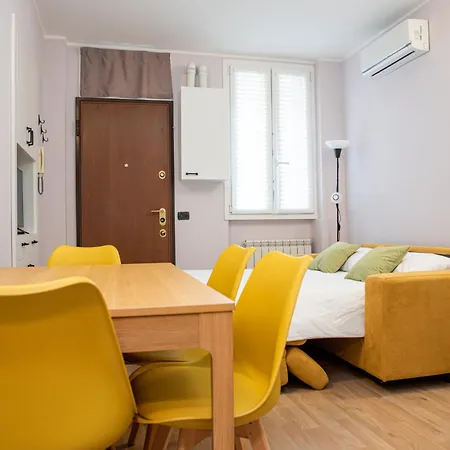 Apartment Pasteur Flat Milan