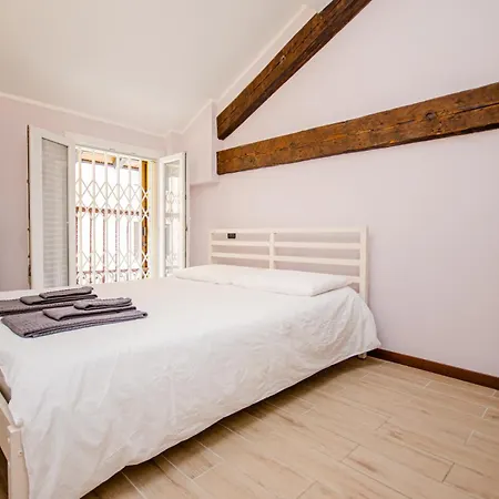 Apartment Pasteur Flat *