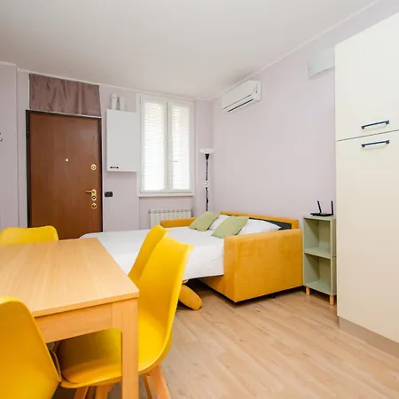 Pasteur Flat