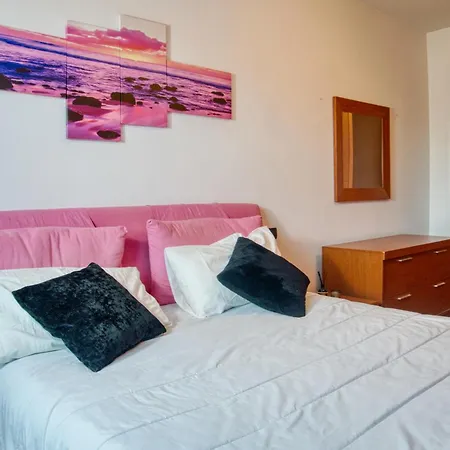 Appartement Cozy And Charming 2-bedroom In Isola With Big Terrace *