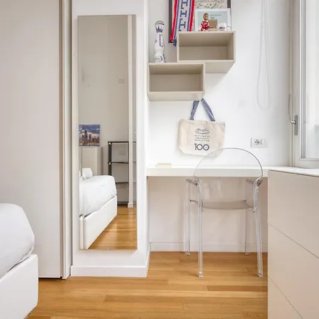 Apartment Modern Retreat In The Heart Of Milan