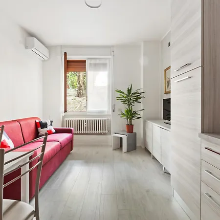 Bwr - Near Mico, Alberti * Milan