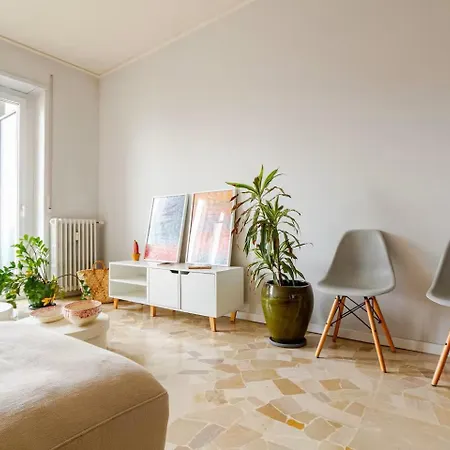 La Casa Di Francy Apartment *