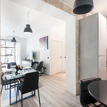 Easylife - - Lecco 18d - Porta Venezia *