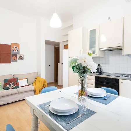 Easylife - Rilassati Nel Calore Di Un Confortevole Trilocale Nel Cuore Di Porta Venezia
