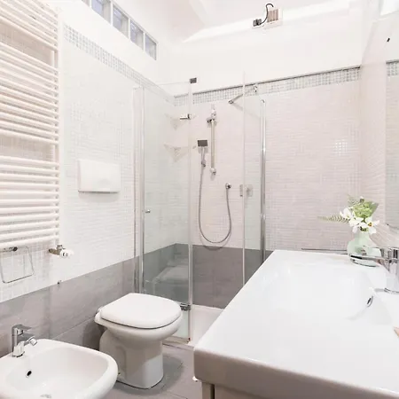 Easylife - - Lecco 5 P3 - Porta Venezia Lägenhet Milano