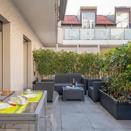 Bnbutler - Archimede 53 - Bright