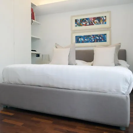 Comecasa Porta Romana Elegant * Milano