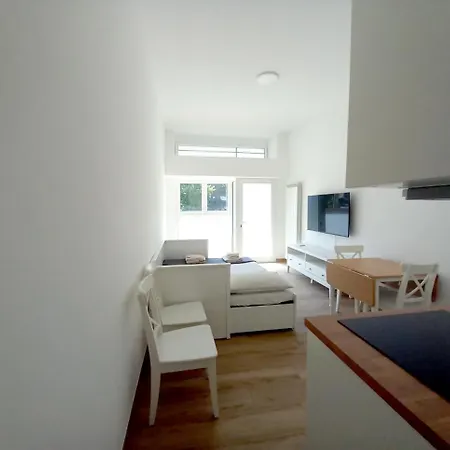 Logical Via P Rossi 19 Mediolan