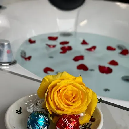 La Casa Di Raysa Con Idromassaggio Vicino Al Duomo