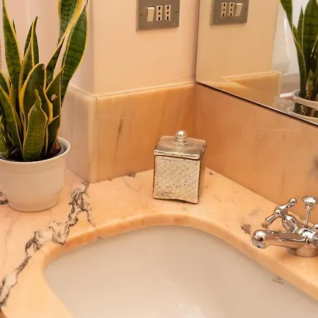 Citylife - 5 Min Sansiro Con Garage Milan