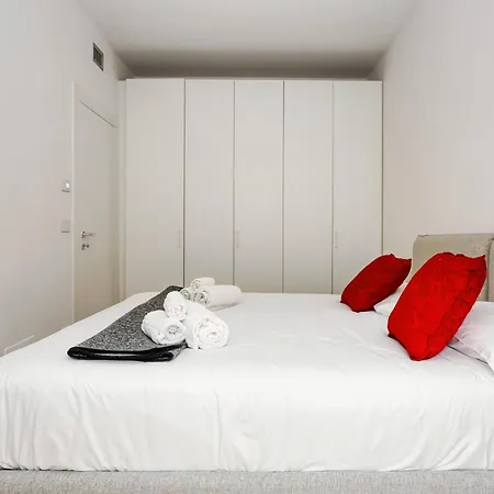 Domusmi Petrella 4 Apartamento Milão