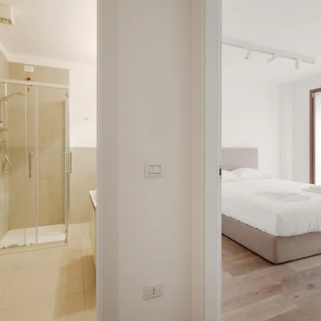 Stazione - Moderno Bilocale Di Design Apartment *