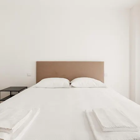 Stazione - Moderno Bilocale Di Design *