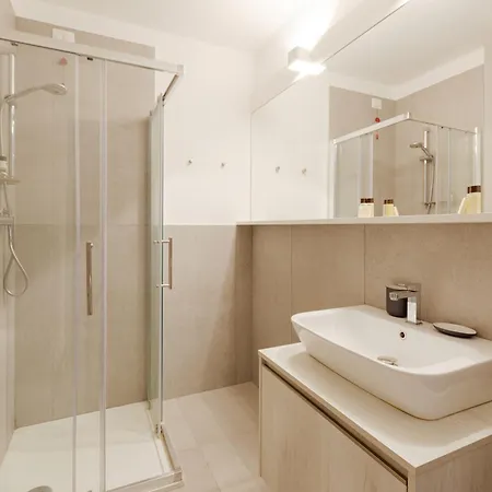 Stazione - Moderno Bilocale Di Design * 밀라노