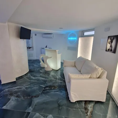 Villa The Igloo