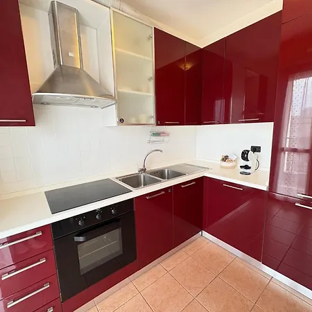 Apartman Spazio Breda - Free Garage, Metro M1, Balcony