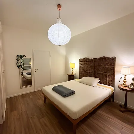 Guest house Elegante Camera Zona San Siro Mi Milan